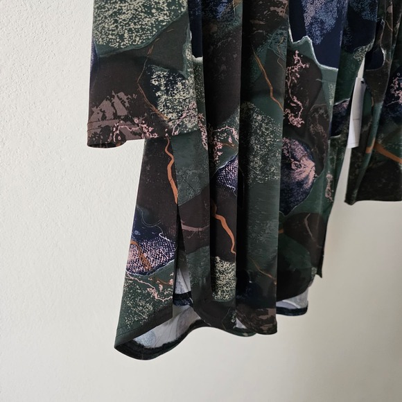 NWT SYMPLI Go to Classic T-Shirt Relax 3/4 Sleeve Abstract Floral Sz 10 - Picture 4 of 16